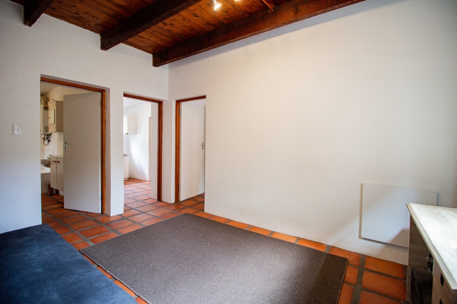 5 Bedroom Property for Sale in Mostertsdrift Western Cape